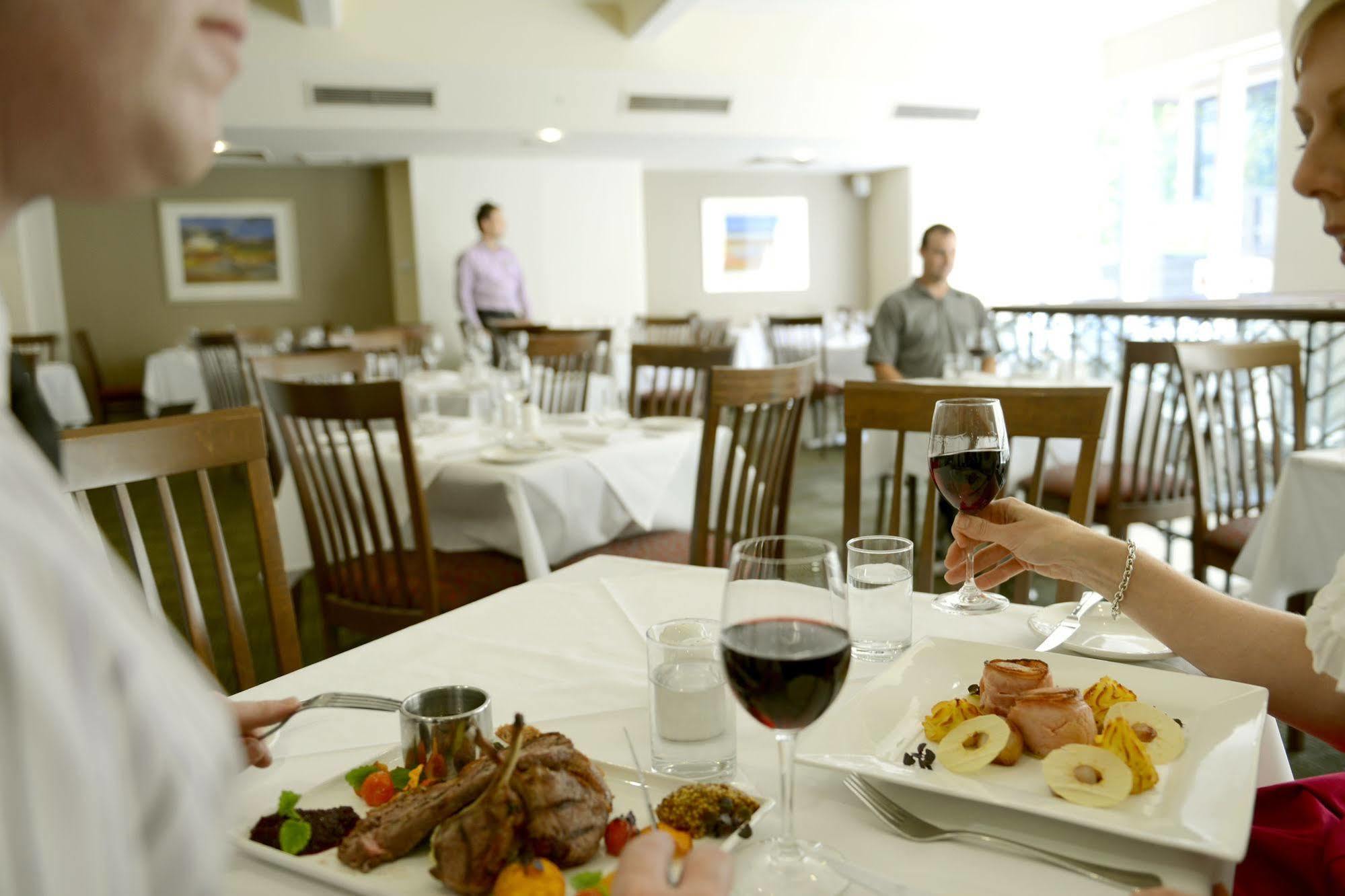 Отель Ibis Styles Adelaide Grosvenor Экстерьер фото
